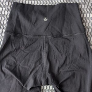 Lululemon Dark Gray Crop Leggings